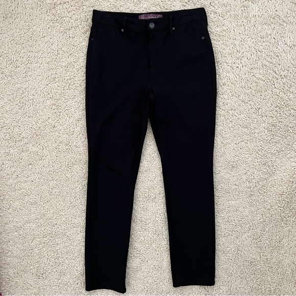 Gloria Vanderbilt Cropped Skinny Pants - Picture 3 of 12